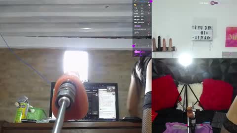 Snapshot of nayleah chatting on 09/19/25, 05:31 nayleah online show from 09/19/25, 05:31