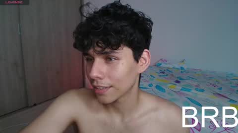 Snapshot of nayton_and_lex chatting on 11/26/25, 09:10 Naytoon online show from 11/26/25, 09:10