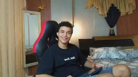 Snapshot of nazper_ chatting on 05/19/26, 04:30 Nazper online show from 05/19/26, 04:30