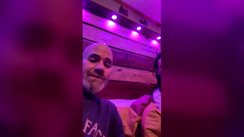 NC Bald And Beautiful online show from 12/23/25, 02:53