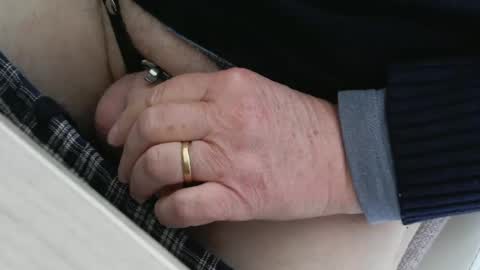 Snapshot of neckk chatting on 03/20/26, 11:26 neckk online show from 03/20/26, 11:26