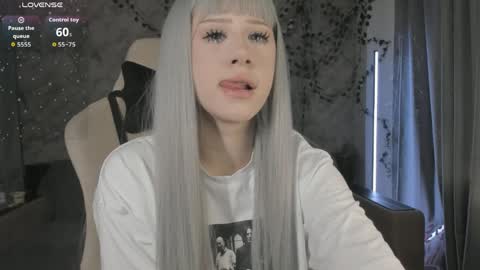 Eva online show from 04/10/26, 01:00