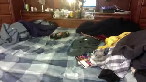 Snapshot of nedddludd chatting on 04/11/26, 12:26 nedddludd online show from 04/11/26, 12:26