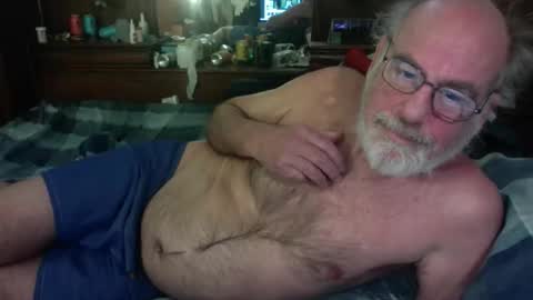 Snapshot of nedddludd chatting on 05/18/26, 12:29 nedddludd online show from 05/18/26, 12:29