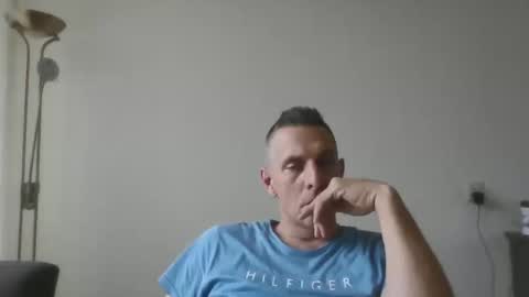 Snapshot of nederland77 chatting on 12/26/24, 12:27 nederland77 online show from 12/26/24, 12:27