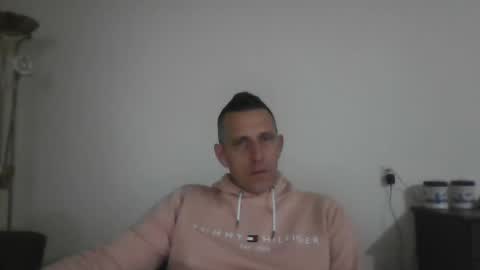 Snapshot of nederland77 chatting on 12/28/24, 05:44 nederland77 online show from 12/28/24, 05:44