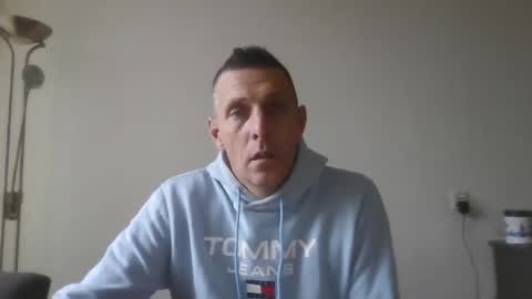 Snapshot of nederland77 chatting on 12/29/24, 11:18 nederland77 online show from 12/29/24, 11:18