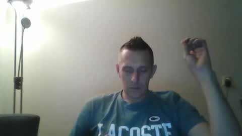 Snapshot of nederland77 chatting on 01/02/25, 04:02 nederland77 online show from 01/02/25, 04:02