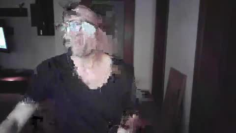 Snapshot of needfullthx chatting on 01/03/25, 01:38 Sebastian online show from 01/03/25, 01:38