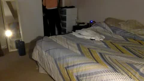 needsub online show from 11/09/25, 04:33