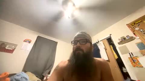Easy E online show from 05/05/26, 06:32