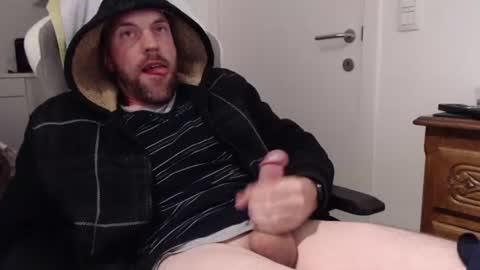 needyoujust online show from 09/17/25, 09:38