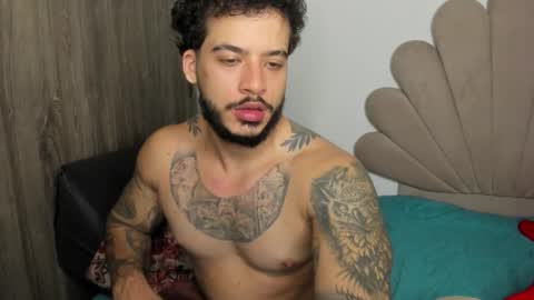 Nei turn green online show from 03/08/26, 02:04