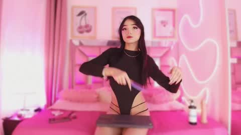 nefera_nox online show from 12/16/25, 03:00