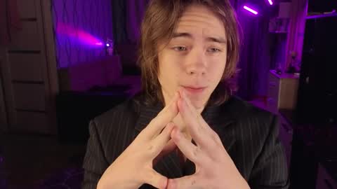 Negan online show from 11/26/25, 03:18