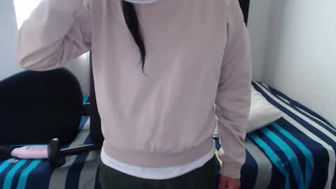 Zoe online show from 12/16/25, 12:54