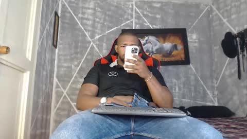 Snapshot of negritomeloso_k18 chatting on 11/04/25, 04:06 negritomeloso_k18 online show from 11/04/25, 04:06