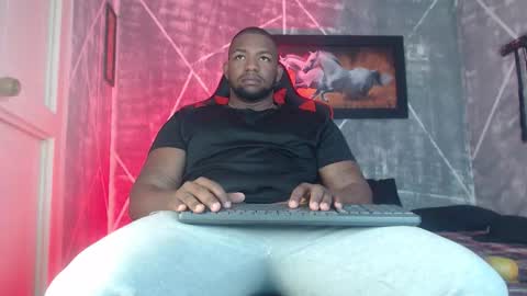 Snapshot of negritomeloso_k18 chatting on 12/22/25, 02:03 negritomeloso_k18 online show from 12/22/25, 02:03