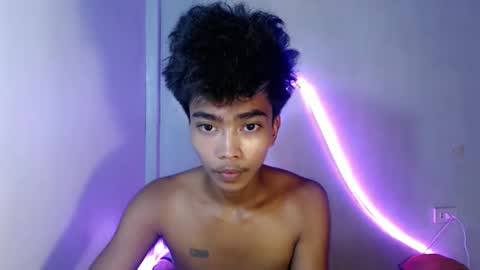 neil_asian69 online show from 11/05/25, 08:14