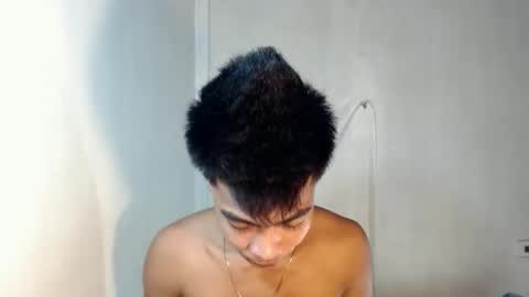 neil_asian69 online show from 11/12/25, 10:20