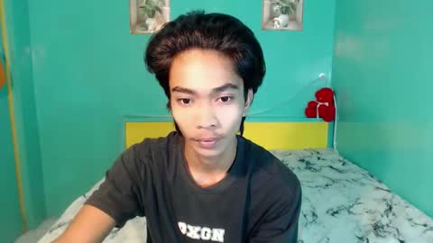 neil_asian69 online show from 04/24/26, 11:29