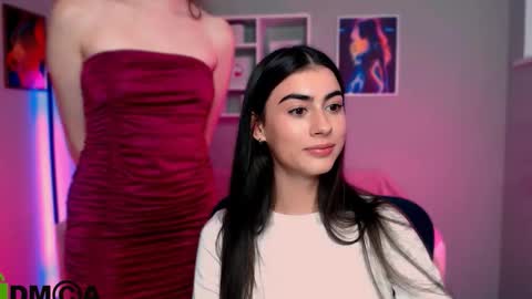 Snapshot of nekky_mouse chatting on 09/17/25, 12:18 Meow online show from 09/17/25, 12:18