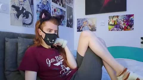 Snapshot of neko_nyaaa chatting on 10/03/25, 07:44 Neko online show from 10/03/25, 07:44