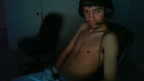 Snapshot of nekotano chatting on 11/04/25, 05:50 Buck online show from 11/04/25, 05:50