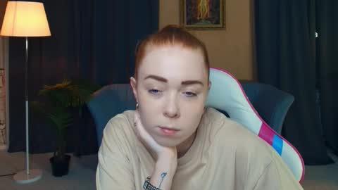 Nelli online show from 12/19/25, 09:11