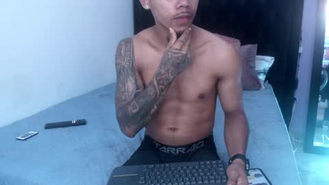 Snapshot of nelly_zea chatting on 02/25/26, 01:43 Nelly online show from 02/25/26, 01:43