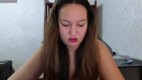 Snapshot of nellyfischer chatting on 08/08/26, 06:21 Nelly online show from 08/08/26, 06:21