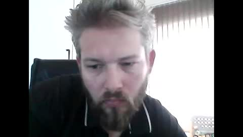 Snapshot of nemooke89 chatting on 10/08/25, 08:12 Nemo online show from 10/08/25, 08:12