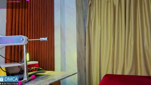 Salome Nena cupcake online show from 02/26/26, 11:09