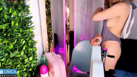 Snapshot of nena_cupcake_ chatting on 03/19/26, 11:03 Salome Nena cupcake online show from 03/19/26, 11:03