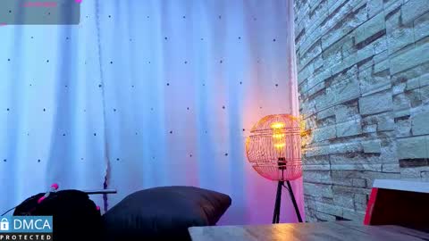 Snapshot of nena_cupcake_ chatting on 03/20/26, 11:04 Salome Nena cupcake online show from 03/20/26, 11:04