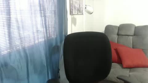 Snapshot of nena_lov chatting on 04/22/26, 07:48 Star online show from 04/22/26, 07:48