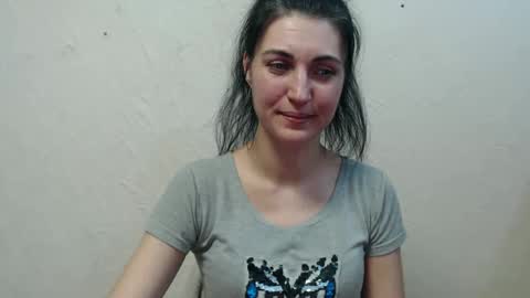 Nensy online show from 03/04/25, 01:38