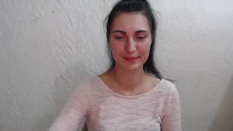 Nensy online show from 10/02/25, 02:46