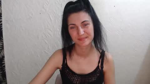 Nensy online show from 04/25/26, 07:22
