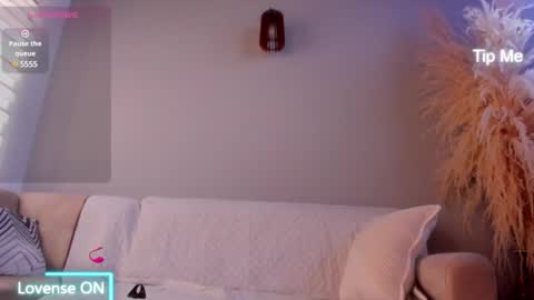 Snapshot of neo_dimou chatting on 01/14/25, 11:31 Jordan online show from 01/14/25, 11:31