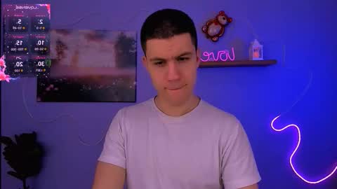 neo_raze_ online show from 03/18/26, 08:45