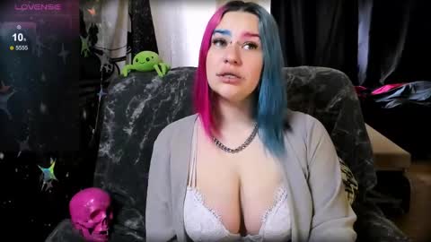 Snapshot of neon_baddie chatting on 05/15/26, 08:43 Ada online show from 05/15/26, 08:43