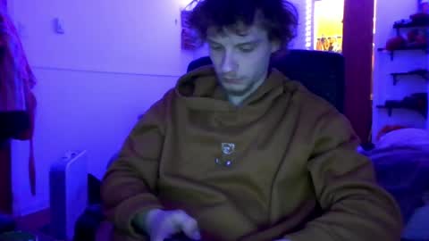 Snapshot of nephew_p chatting on 05/06/26, 01:25 nephew_p online show from 05/06/26, 01:25