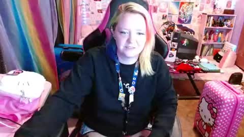 Snapshot of nerdgibbler chatting on 06/23/26, 02:31 NerdGibbler online show from 06/23/26, 02:31