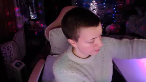 Snapshot of nerdy_squirty chatting on 01/09/25, 07:42 NerdySquirty online show from 01/09/25, 07:42