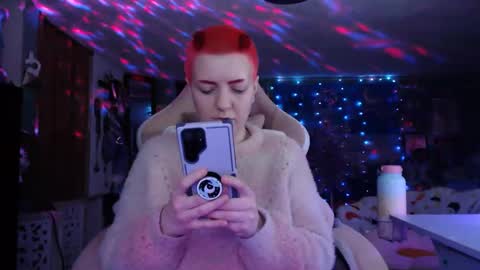 Snapshot of nerdy_squirty chatting on 02/17/25, 06:31 NerdySquirty online show from 02/17/25, 06:31