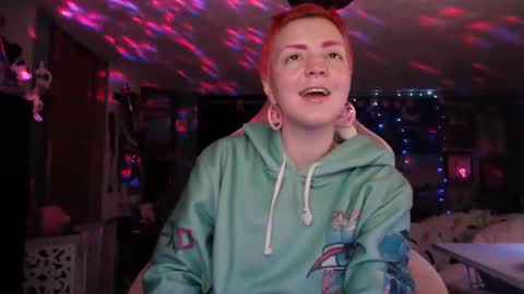 Snapshot of nerdy_squirty chatting on 03/10/25, 05:11 NerdySquirty online show from 03/10/25, 05:11