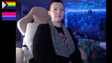 Snapshot of nerdy_squirty chatting on 11/09/25, 08:01 NerdySquirty online show from 11/09/25, 08:01