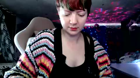 Snapshot of nerdy_squirty chatting on 06/19/26, 04:50 NerdySquirty online show from 06/19/26, 04:50