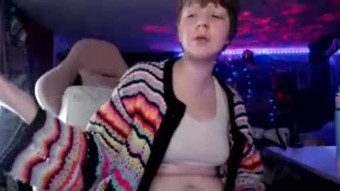 Snapshot of nerdy_squirty chatting on 06/23/26, 06:00 NerdySquirty online show from 06/23/26, 06:00